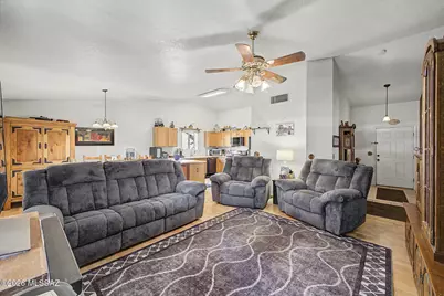 8114 S Old Canyon Avenue, Tucson, AZ 85747 - Photo 9