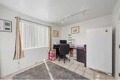 8114 S Old Canyon Avenue, Tucson, AZ 85747 - Photo 17