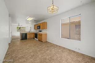 2036 S St Michael Dr, Tucson, AZ 85713 - Photo 7