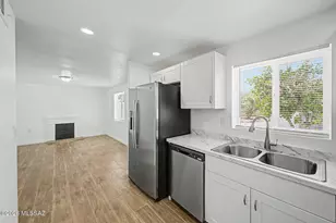 214 W Illinois St, Tucson, AZ 85714 - Photo 9