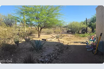 11201 E Via Madre Street, Tucson, AZ 85749 - Photo 5
