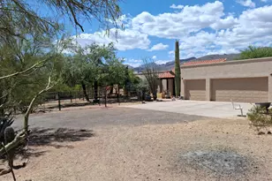 11201 E Via Madre St, Tucson, AZ 85749 - Photo 1