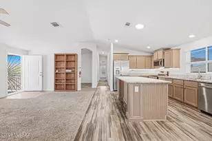 8165 S Alice Vail Ln, Tucson, AZ 85736 - Photo 7