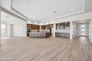 61689 E Copper Basin Wy, Oracle, AZ 85623 - Photo 3