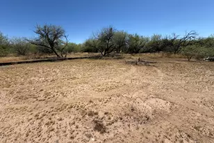 83105 E Bartolo Rd, Winkelman, AZ 85192 - Photo 3