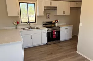83105 E Bartolo Rd, Winkelman, AZ 85192 - Photo 15