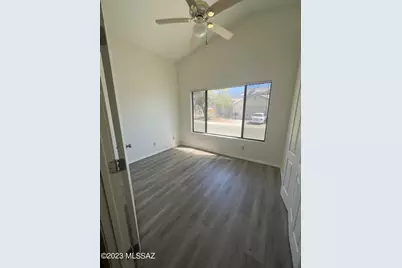 9641 N Gyor Place, Tucson, AZ 85742 - Photo 13
