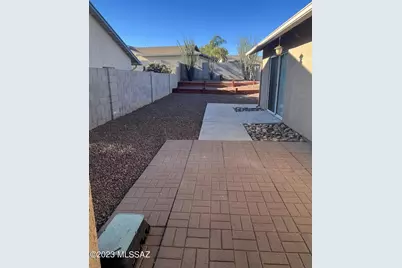 9641 N Gyor Place, Tucson, AZ 85742 - Photo 25
