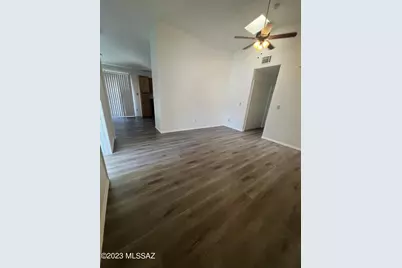 9641 N Gyor Place, Tucson, AZ 85742 - Photo 11