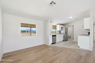 10680 W Warfield Circle, Marana, AZ 85658 - Photo 5