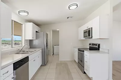10680 W Warfield Circle, Marana, AZ 85658 - Photo 7