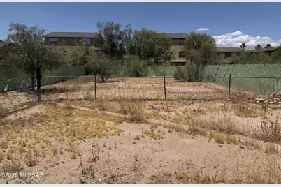 939 E 24th Street, Tucson, AZ 85713 - Photo 27