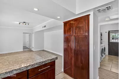 7745 E 34th Street, Tucson, AZ 85710 - Photo 11