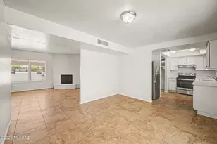 7627 E 42nd St, Tucson, AZ 85730 - Photo 11