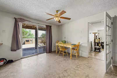 1402 N Placita Real, Green Valley, AZ 85614 - Photo 9