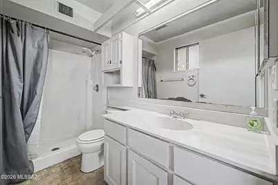 1402 N Placita Real, Green Valley, AZ 85614 - Photo 13