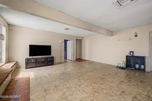 1402 N Placita Real, Green Valley, AZ 85614 - Photo 5