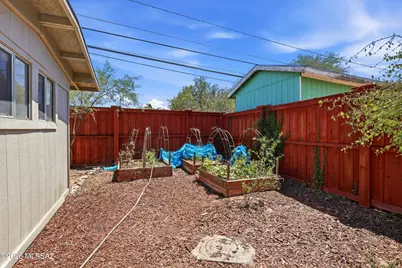 3372 E 24th Street, Tucson, AZ 85713 - Photo 9