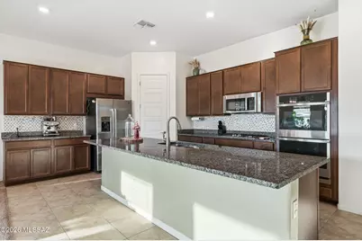 12537 N Denton Way, Marana, AZ 85653 - Photo 9