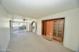 1021 W Camino Sagasta, Green Valley, AZ 85622 - Photo 11