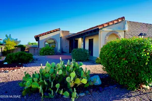 1021 W Camino Sagasta, Green Valley, AZ 85622 - Photo 3