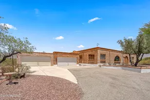 10663 E Fort Lowell Rd, Tucson, AZ 85749 - Photo 1