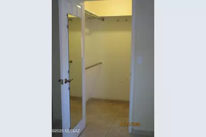 8712 E Terrace Place, Tucson, AZ 85710 - Photo 17