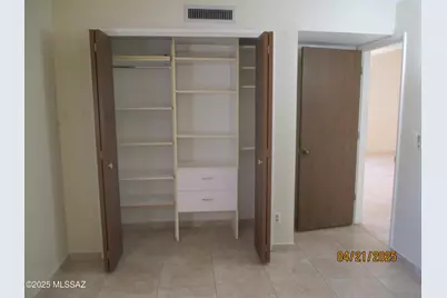8712 E Terrace Place, Tucson, AZ 85710 - Photo 13