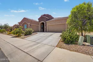 10311 N Pink Trumpet Dr, Marana, AZ 85653 - Photo 1