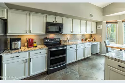 10260 E Buffaloberry Loop, Tucson, AZ 85748 - Photo 3