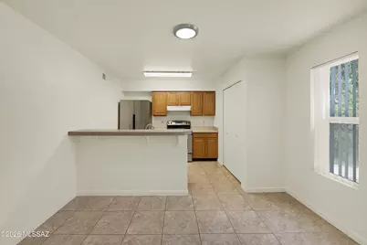 6580 E Calle La Paz #A, Tucson, AZ 85715 - Photo 9