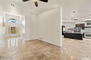824 N Dusenburg Ave, Tucson, AZ 85748 - Photo 9