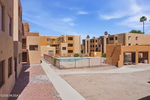 1810 E Blacklidge Dr, Tucson, AZ 85719 - Photo 23