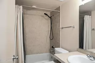 1810 E Blacklidge Dr, Tucson, AZ 85719 - Photo 17