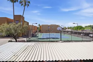 1810 E Blacklidge Dr, Tucson, AZ 85719 - Photo 15