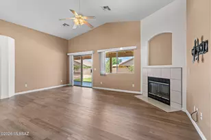 8969 E Martha Root Ct, Tucson, AZ 85747 - Photo 5