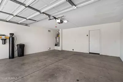 8969 E Martha Root Court, Tucson, AZ 85747 - Photo 17