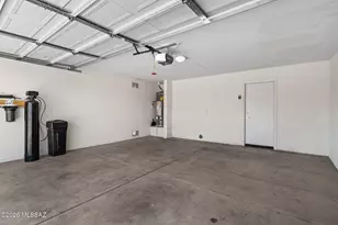 8969 E Martha Root Ct, Tucson, AZ 85747 - Photo 17