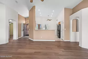8969 E Martha Root Ct, Tucson, AZ 85747 - Photo 7