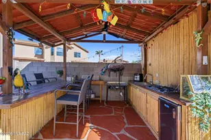 7085 W Amarante Dr, Tucson, AZ 85743 - Photo 39
