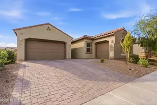 10937 N Ledge Stone Dr, Oro Valley, AZ 85742 - Photo 1