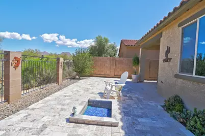 12081 N Golden Mirror Drive, Marana, AZ 85658 - Photo 9