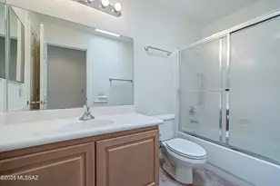 7647 S Galileo Ln, Tucson, AZ 85747 - Photo 33