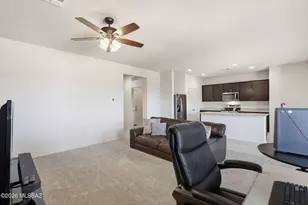 830 W Calle Falerno, Sahuarita, AZ 85629 - Photo 9