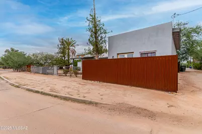 549 S Santa Rita Avenue, Tucson, AZ 85719 - Photo 3