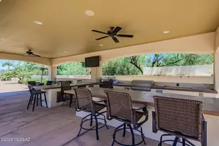 2821 N Santa Marta Pl, Tucson, AZ 85715 - Photo 13