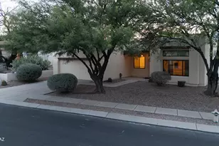 12780 N Pioneer Way, Oro Valley, AZ 85737 - Photo 1