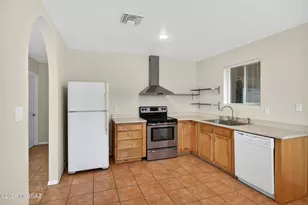 1727 E 8th St, Tucson, AZ 85719 - Photo 9