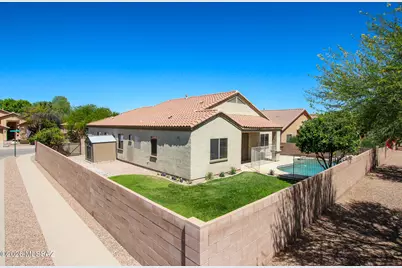 7405 S Silky Willow Drive, Tucson, AZ 85747 - Photo 43