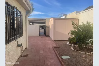 716 N Hayden Drive, Tucson, AZ 85710 - Photo 3
